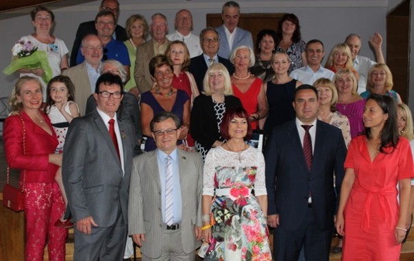 Да плевать они на Киев хотели: сотни иностранных кораблей в портах Крыма, турки нашли лазейку в обход украинских запретов Да плевать они на Киев хотели: сотни иностранных кораблей в портах Крыма, турки нашли лазейку в обход украинских запретов