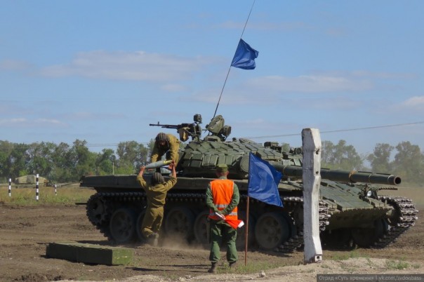 В ДНР завершился танковый биатлон между республиками. 