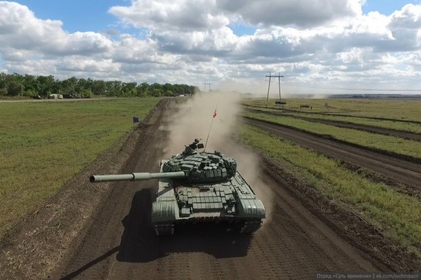 В ДНР завершился танковый биатлон между республиками. 