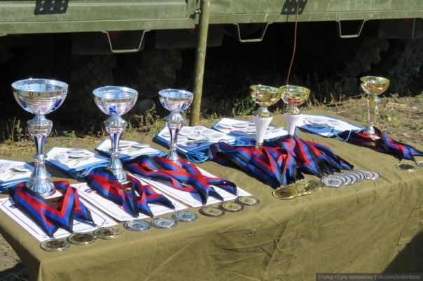 В ДНР завершился танковый биатлон между республиками. 