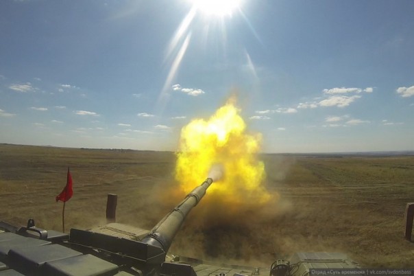 В ДНР завершился танковый биатлон между республиками. 