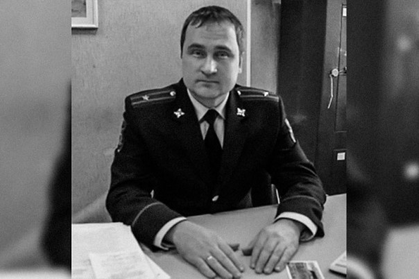 На Урале главный борец с коррупцией задержан за взятку в 100 тысяч рублей