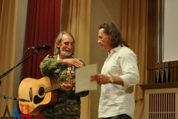 Второй международный фестиваль «Большой Донбасс» собрал в ДНР десятки поэтов, бардов и музыкантов