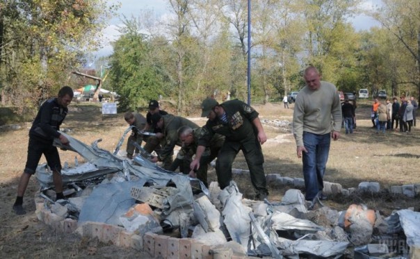 В Киеве создали символ "Великой Мусорной Державы"