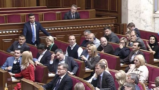 Анатолий Шарий. Рада, аналогов которой нет | Депутаты Рады решили судьбу неугодных украинских судей