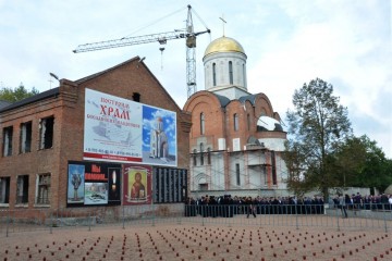 В Беслане началась Вахта Памяти жертв теракта в школе