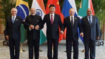 Путин: БРИКС вплотную подошел к возможности блокировать решения МВФ