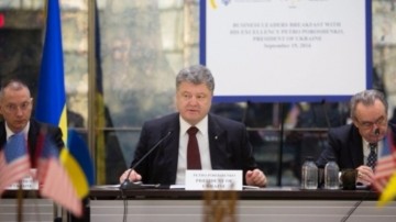 Соратник Порошенко напомнил про обещание продать шоколадный бизнес