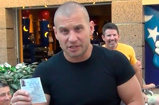 Украинский журналист незаконно пересёк границу США и попросил политубежища