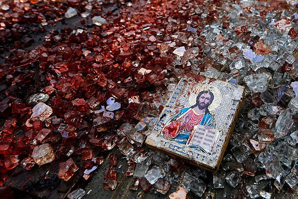 Украина на грани войны. Жестокой и беспощадной