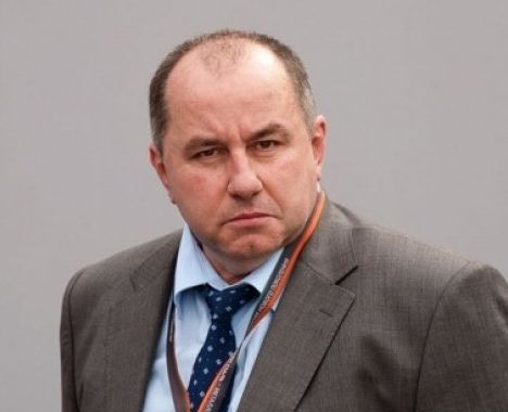 Внефракционный парламентарий пытается восстановить экономические связи с Россией, а “Оппозиционный блок” признал Россию “агрессором”, а Крым – Украино Внефракционный парламентарий пытается восстановить экономические связи с Россией, а “Оппозиционный блок” признал Россию “агрессором”, а Крым – Украино