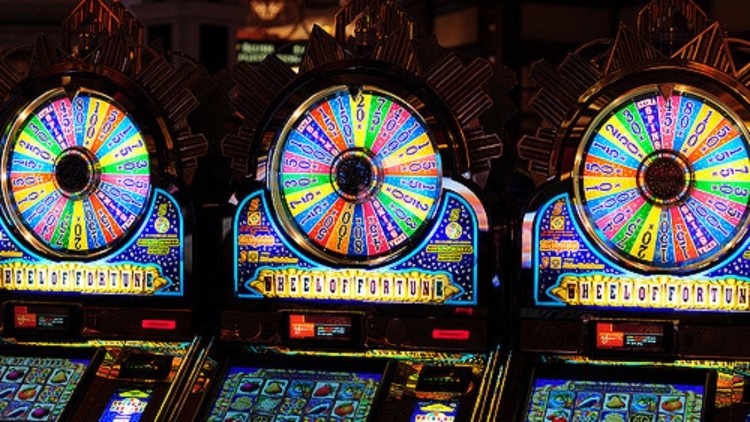 Лас-Вегас по-украински: чем обернется легализация казино в обнищавшей стране