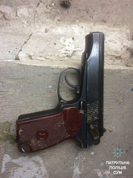 В б/Украине стало слишком много оружия - его разбрасывают уже даже на улицах