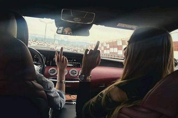 Ультиматум "золотой молодежи" руководству прокуратуры и МВД Ультиматум "золотой молодежи" руководству прокуратуры и МВД