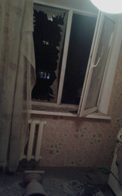 Укрофашисты обстреляли Макеевку, два человека погибли, семеро ранены, среди них два ребенка, часть города обесточена Укрофашисты обстреляли Макеевку, два человека погибли, семеро ранены, среди них два ребенка, часть города обесточена