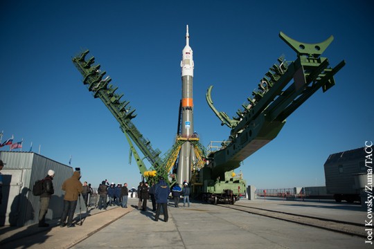 Россия отказалась поставлять Франции ракеты из-за блокировки счетов Роскосмоса