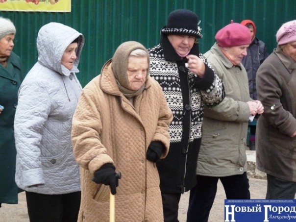 Бизнесмен из города Струнино более пяти лет бесплатно раздаёт хлеб Бизнесмен из города Струнино более пяти лет бесплатно раздаёт хлеб