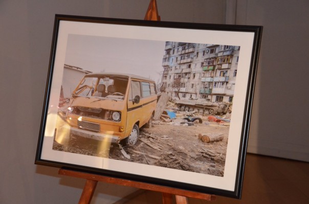 В столице ЕС открылась фотовыставка посвящённая боевым действиям на Донбассе В столице ЕС открылась фотовыставка посвящённая боевым действиям на Донбассе