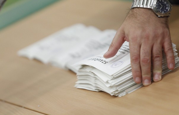 На референдуме в Венгрии 95% голосовавших выступили против квот ЕС