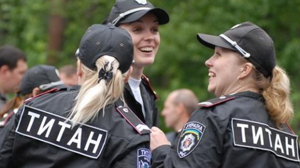 В Киеве напали на аваковского спецназовца, отобрали оружие и амуницию