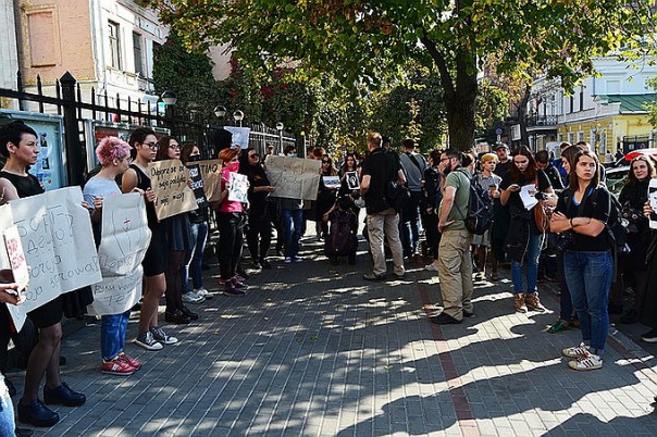 Украинки на митинге требовали права убивать детей 
