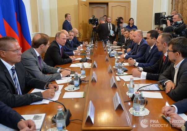 Президент РФ в Оренбургской области: бизнес и лошади Президент РФ в Оренбургской области: бизнес и лошади