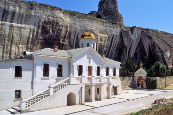 Верховная рада разрешит отбирать храмы УПЦ МП в рамках закона  