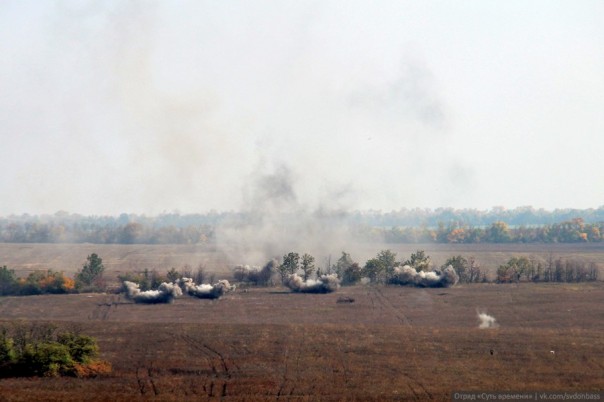 Сводка от МО ДНР 8 октября 2016. Со 2 по 8 октября в результате военных действий пострадали 7 человек, еще 5 жителей ДНР погибли Сводка от МО ДНР 8 октября 2016. Со 2 по 8 октября в результате военных действий пострадали 7 человек, еще 5 жителей ДНР погибли