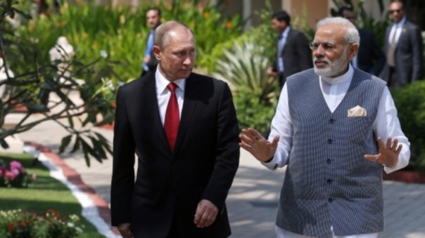 Что имел в виду Путин, говоря о «летающих собаках», и кого он видел в Индии