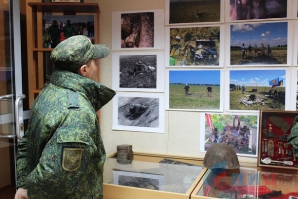 Сводка от НМ ЛНР 19 октября 2016 года. Киев не устраивает 30-дневный срок реализации Рамочного решения о разведении сил Сводка от НМ ЛНР 19 октября 2016 года. Киев не устраивает 30-дневный срок реализации Рамочного решения о разведении сил