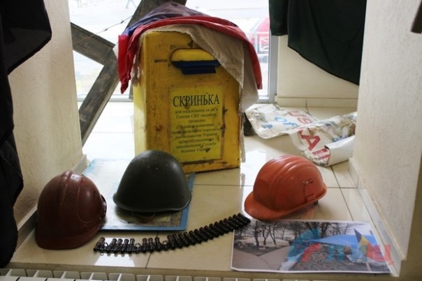 Сводка от НМ ЛНР 19 октября 2016 года. Киев не устраивает 30-дневный срок реализации Рамочного решения о разведении сил Сводка от НМ ЛНР 19 октября 2016 года. Киев не устраивает 30-дневный срок реализации Рамочного решения о разведении сил