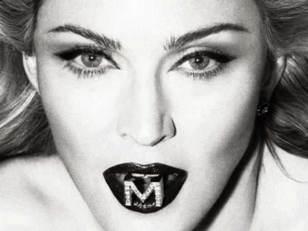 Мадонна пообещала минет проголосовавшим за Хиллари Мадонна пообещала минет проголосовавшим за Хиллари