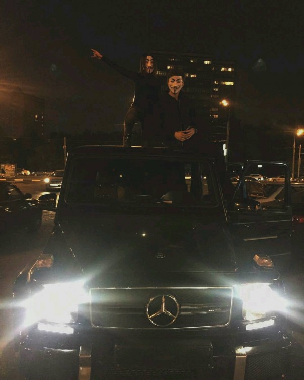 Мажоры на Gelandewagen издевательски ответили Поклонской новым видео Мажоры на Gelandewagen издевательски ответили Поклонской новым видео