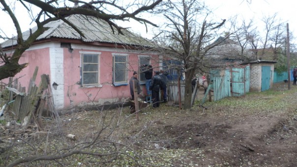 Сводка от НМ ЛНР 22 октября 2016 года. Укрофашисты задержали семью жителя г.Луганск на КПП «Меловое»