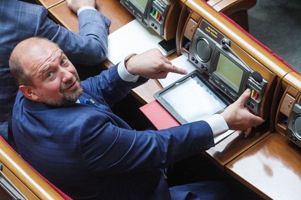 Сергей Мельничук: клоун, тупица или богатейший человек планеты? Экс-командир батальона «Айдар» за год заработал $38,7 млрд