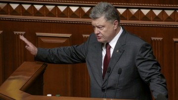 Эксперт рассказал, зачем Порошенко контроль над украинскими СМИ