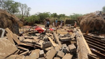 Число погибших при авианалете участников похорон в Йемене достигло 140