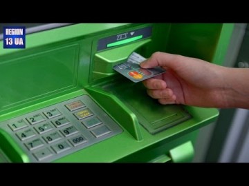 Россия готовится к переходу на пластиковые деньги: О достоинствах и недостатках полимерных денег