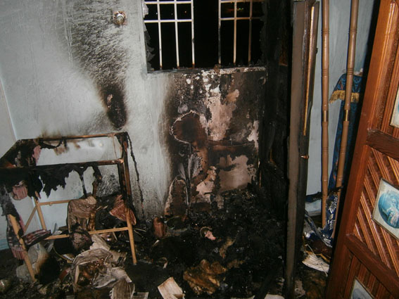 В Мариуполе неизвестные сожгли церковь Киевского патриархата В Мариуполе неизвестные сожгли церковь Киевского патриархата