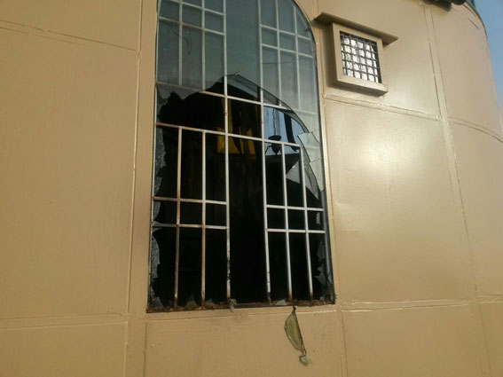 В Мариуполе неизвестные сожгли церковь Киевского патриархата В Мариуполе неизвестные сожгли церковь Киевского патриархата