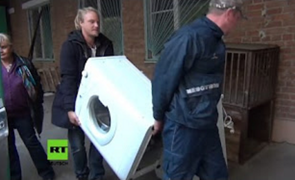 Немцы собрали и доставили гуманитарную помощь в Донецк и Луганск [Голос Германии]