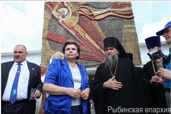 Почему советский космонавт Терешкова голосует за десоветизацию?