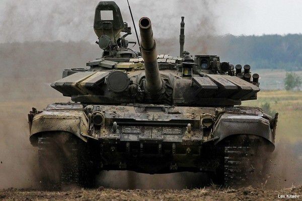 Неубиваемый Т-72: Русский танк в Алеппо выдержал попадание двух американских ракет