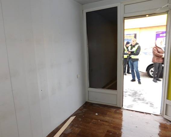 В Киеве стали грабить людей с помощью фальшивых обменников валюты В Киеве стали грабить людей с помощью фальшивых обменников валюты