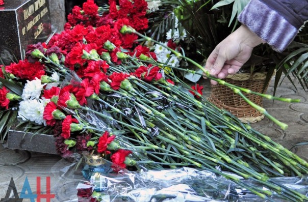 Донецкий троллейбус № 5 возобновил работу после трагедии с обстрелом микрорайона Боссе