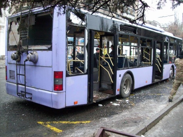 Донецкий троллейбус № 5 возобновил работу после трагедии с обстрелом микрорайона Боссе