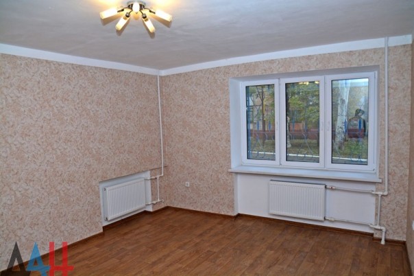 Александр Захарченко проверил готовность нового жилья для семей Дебальцево и Горловки, утративших кров в боях 