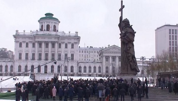 Путин открыл памятник Владимиру и напомнил о нравственности и угрозах