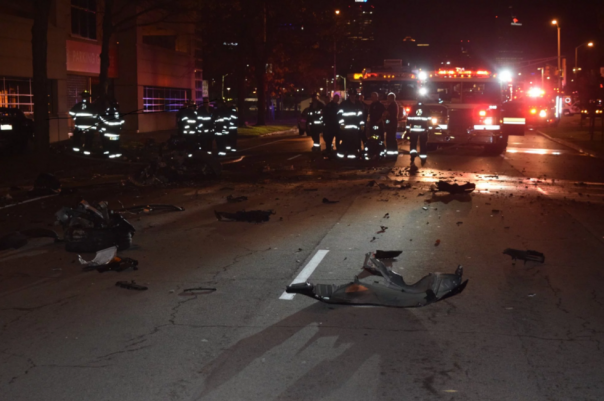 В США экс-агент ФБР сгорел в автомобиле Tesla В США экс-агент ФБР сгорел в автомобиле Tesla