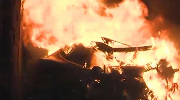 В США экс-агент ФБР сгорел в автомобиле Tesla